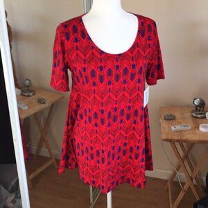 S/M LuLaRoe Perfect Tee B04 15 16